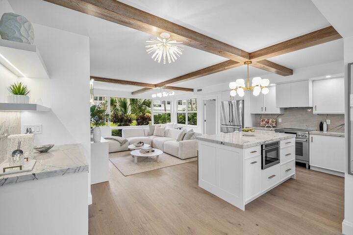 Property Photo:  320 S Ocean Boulevard Lower C  FL 33483 