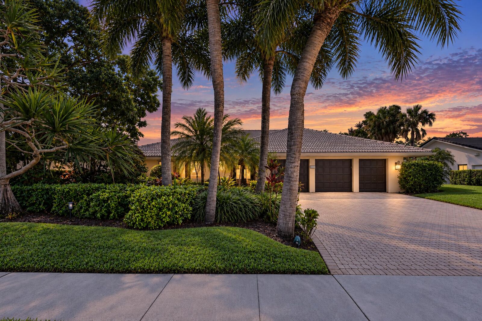 Property Photo:  16821 Rose Apple Drive  FL 33445 