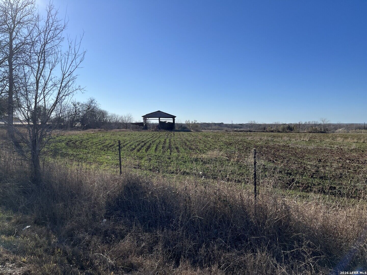 Property Photo:  10019-10017 Hackelberg Rd  TX 78002 