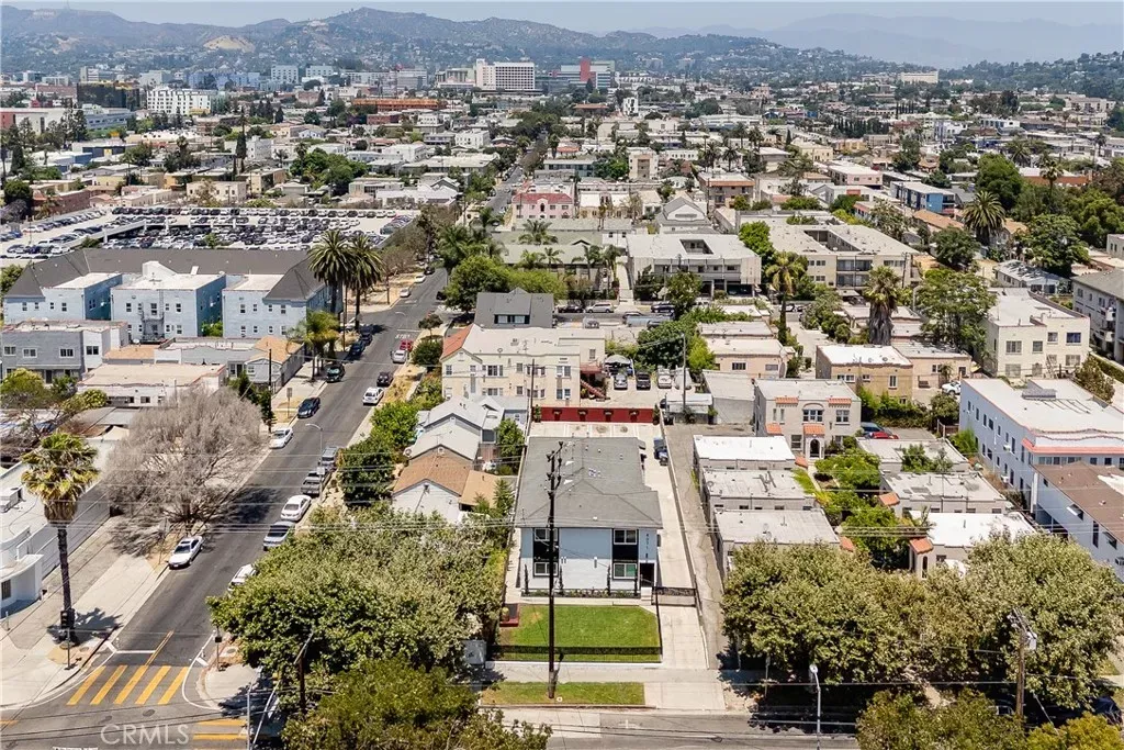 Property Photo: 4071 Melrose Ave CA 90029