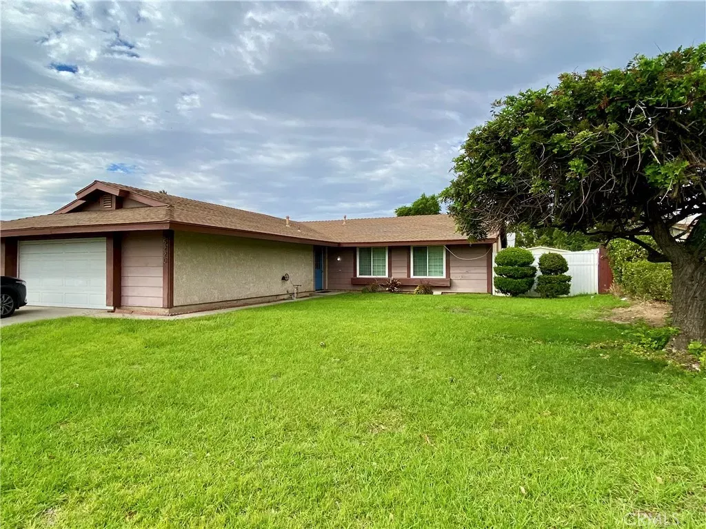 Property Photo:  25220 Fir  CA 92553 