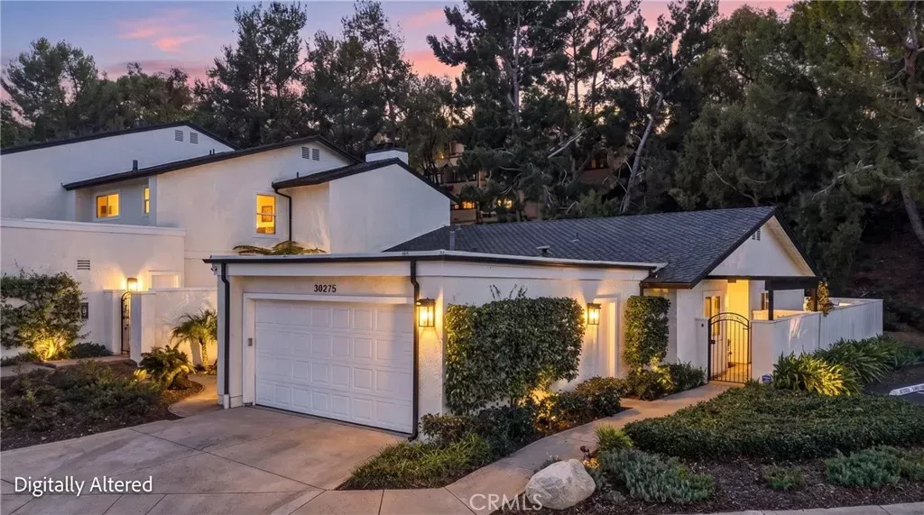 Property Photo: 30275 Via Reata CA 92677