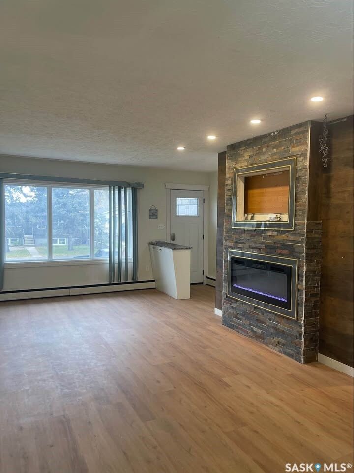 Property Photo:  410 P Avenue N  SK S7L 2V9 