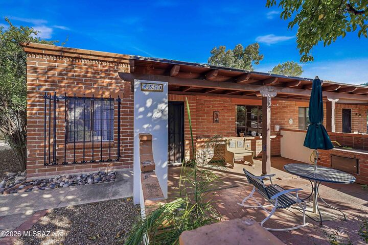 Property Photo:  457 S Paseo Quinta  AZ 85614 