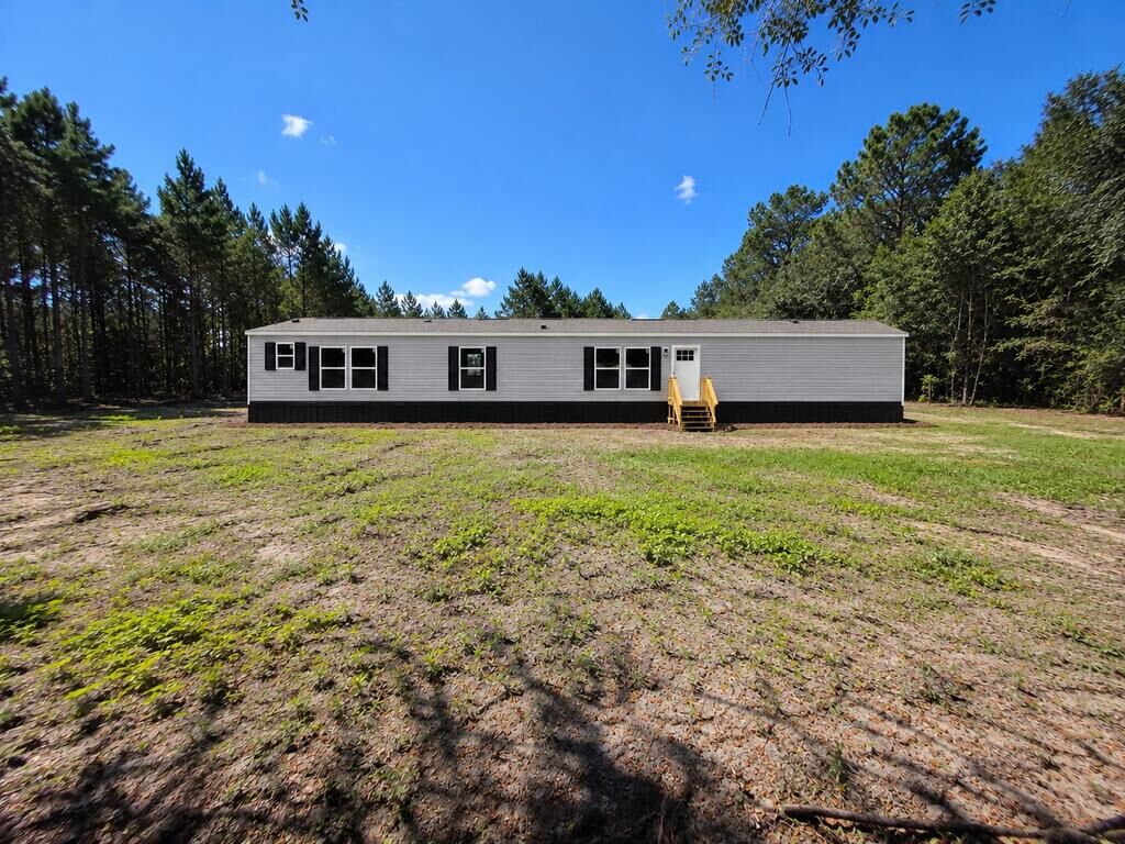 Property Photo: 141 Harding Road GA 31750