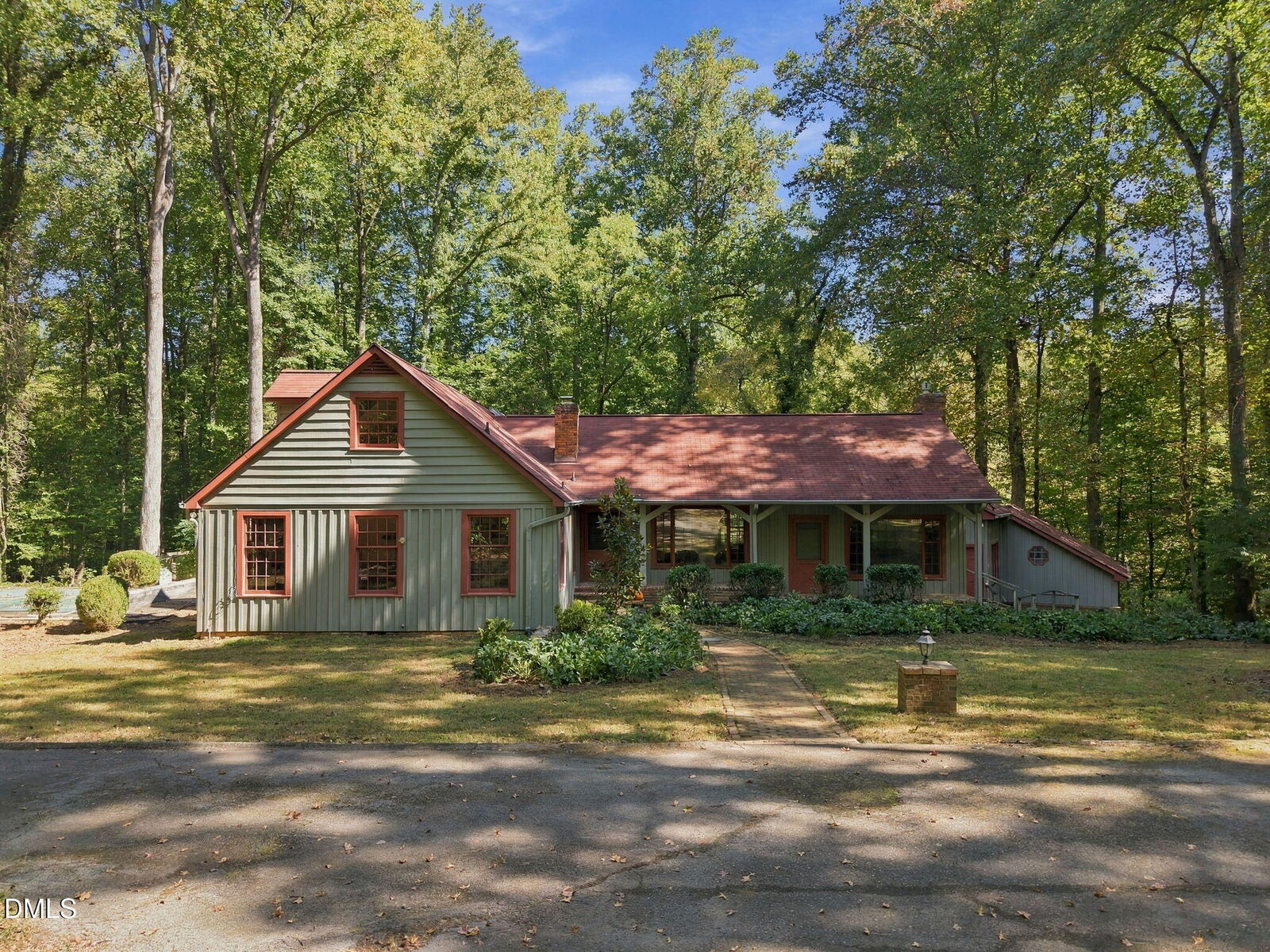 Property Photo:  1207 Dairyland Road  NC 27516 