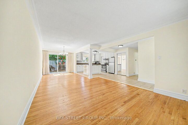 Property Photo:  32 Alanadale Avenue  ON L3P 1S3 