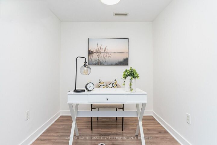 Property Photo:  35 Mariner Terrace 5303  ON M5V 3V9 