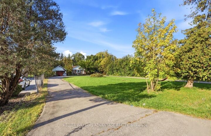 Property Photo:  198 Twyn Rivers Drive  ON L1V 1E4 