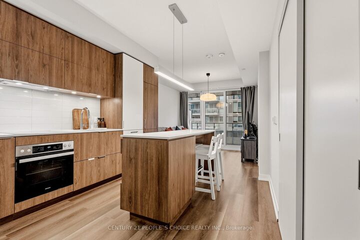 Property Photo:  15 Lower Jarvis Street 817  ON M5E 1R7 