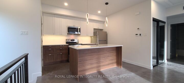 Property Photo:  398 Marguerite Avenue Unit A  ON K1L 7W6 