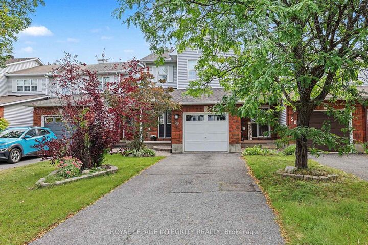 Property Photo:  52 Blackdome Crescent  ON K2T 1A9 
