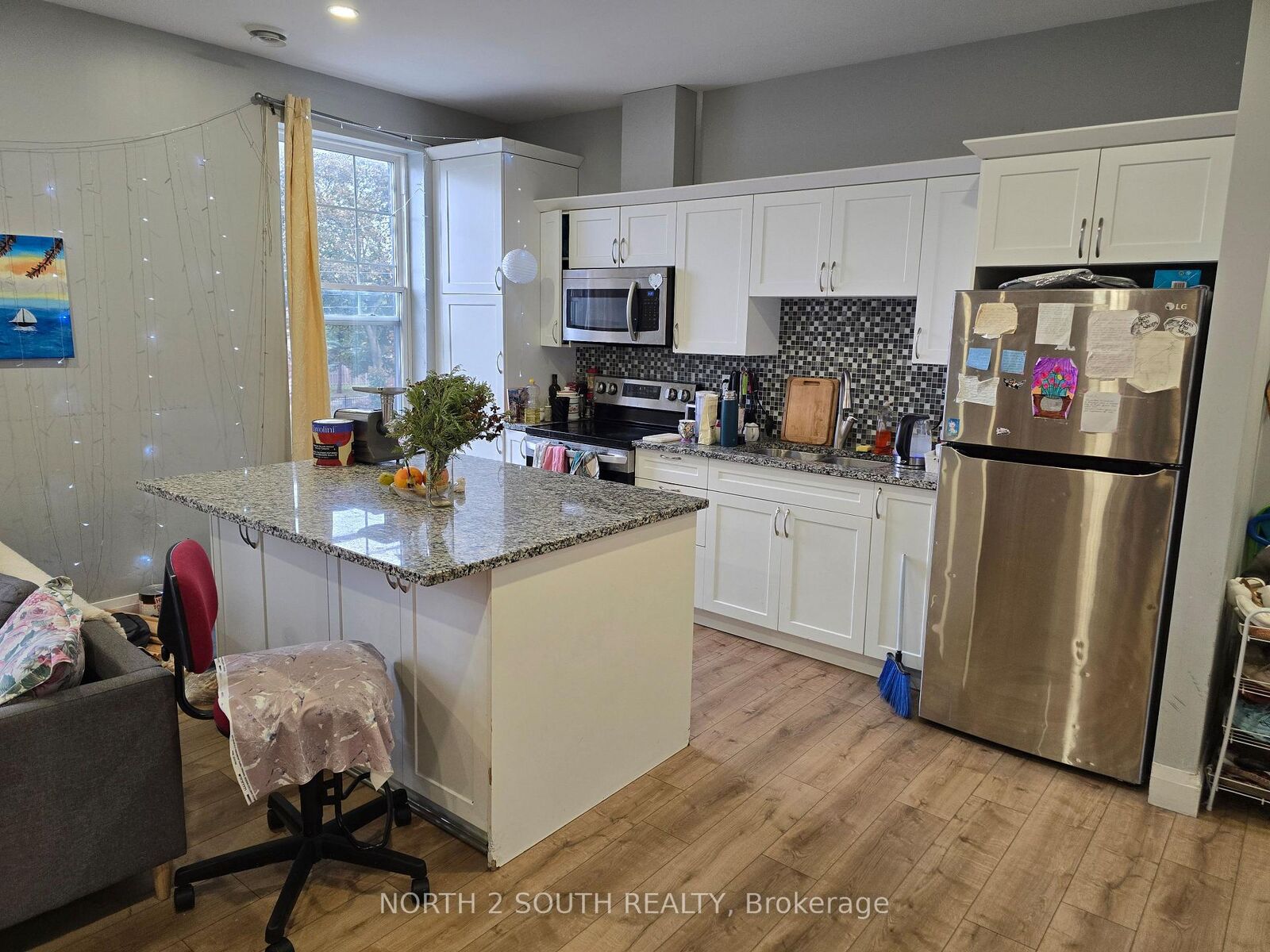 Property Photo:  140 Murray Street 2  ON N3S 3N5 