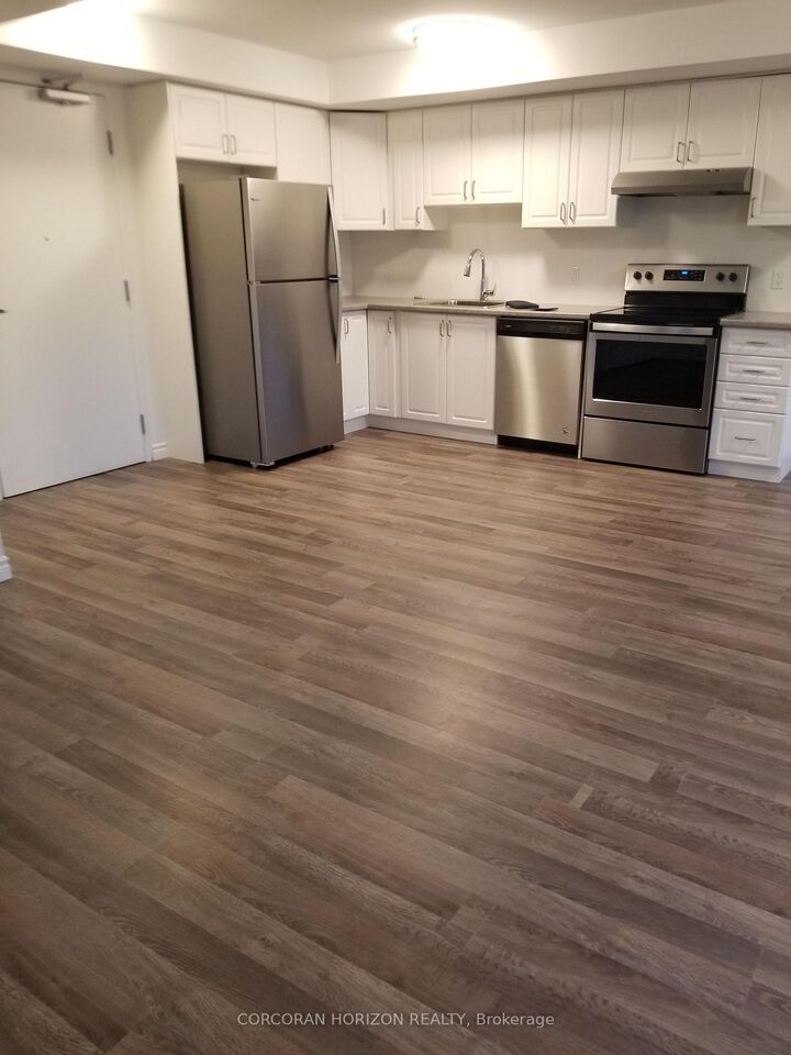 Property Photo:  253 Broadway Street 203 (A1)  ON N4G 0H8 