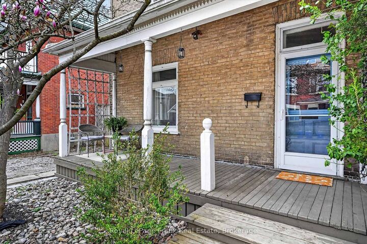 Property Photo:  273 William Street  ON K9J 5E5 