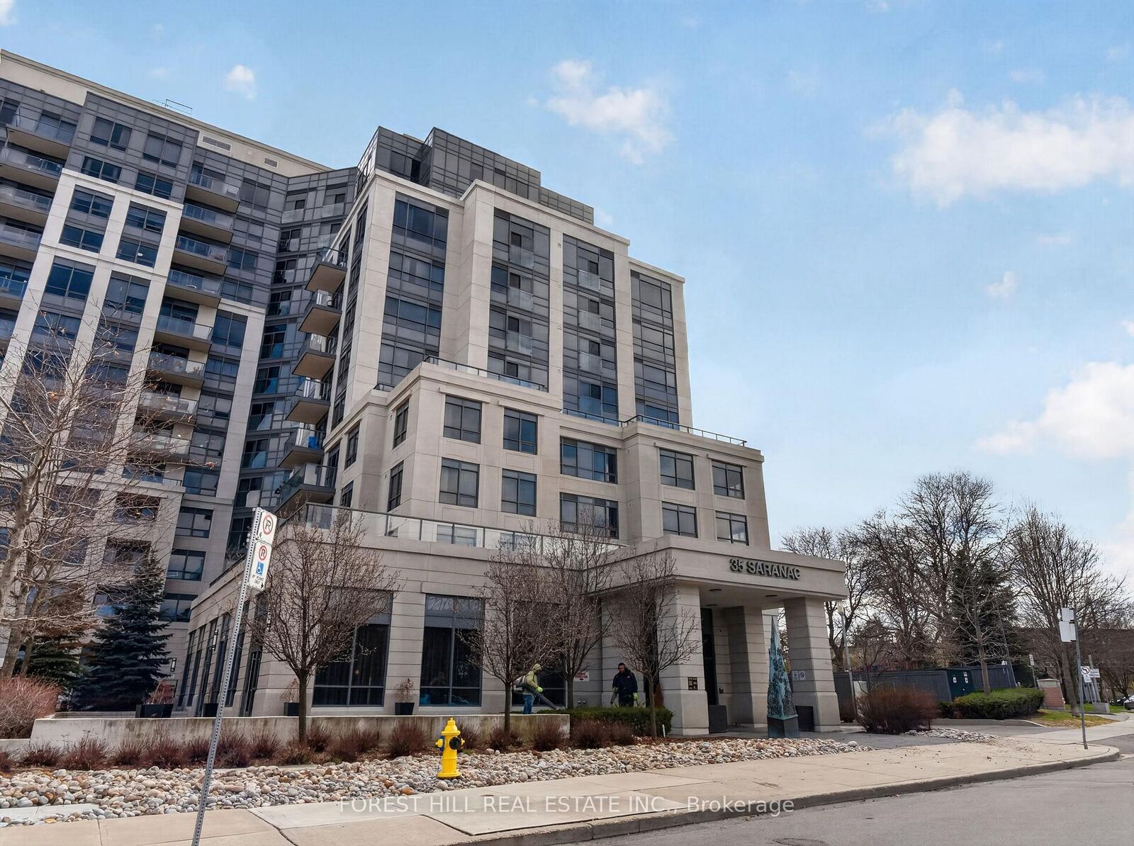 Property Photo:  35 Saranac Boulevard 224  ON M6A 2G4 