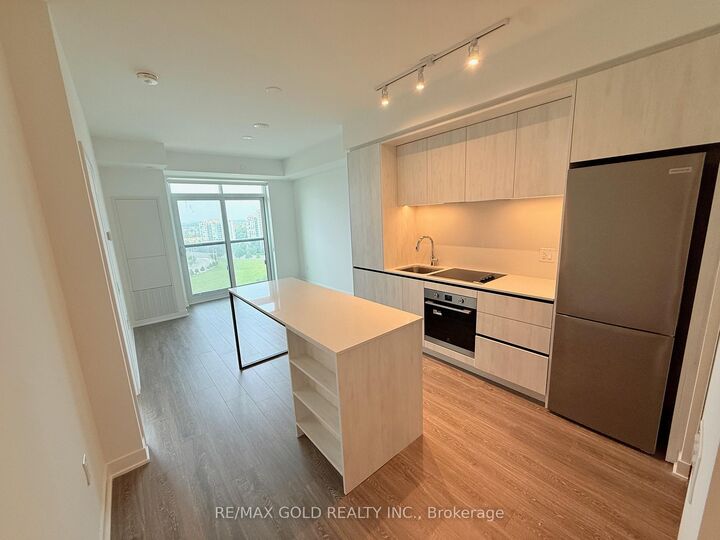 Property Photo: 2495 Eglinton Avenue 1407 ON L5M 2T2