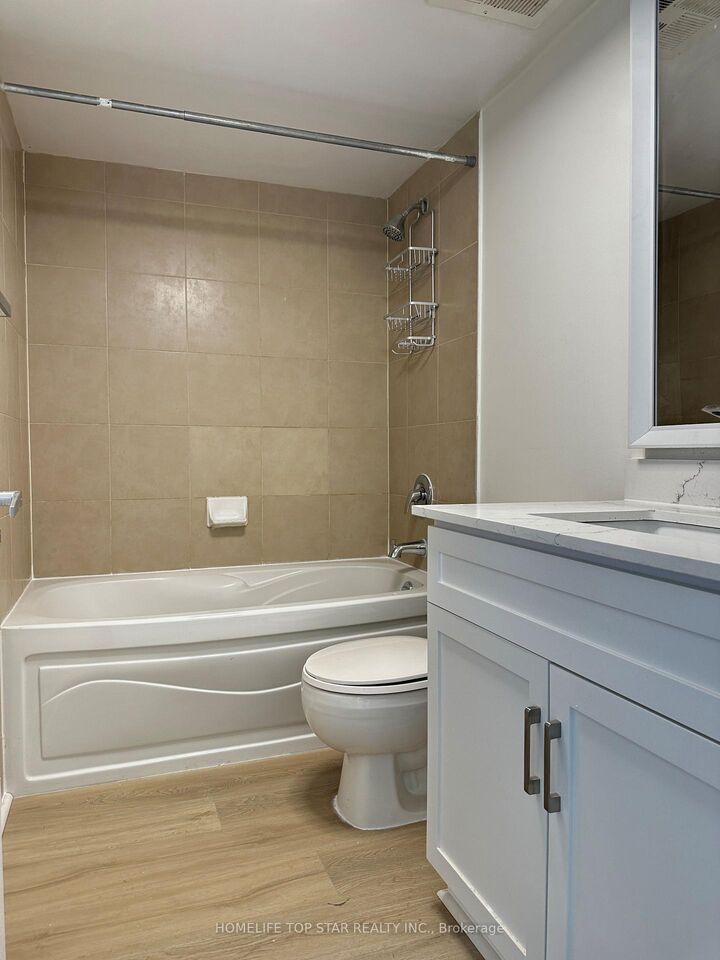 Property Photo:  361 Front Street W 2112  ON M5V 3R5 