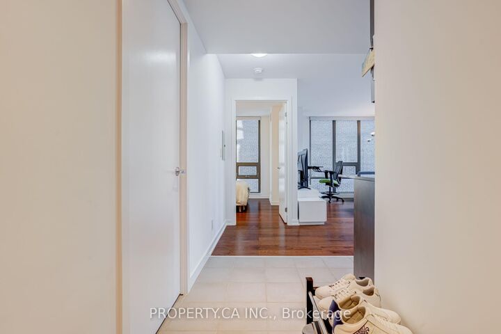 Property Photo:  33 Lombard Street 303  ON M5C 3H8 