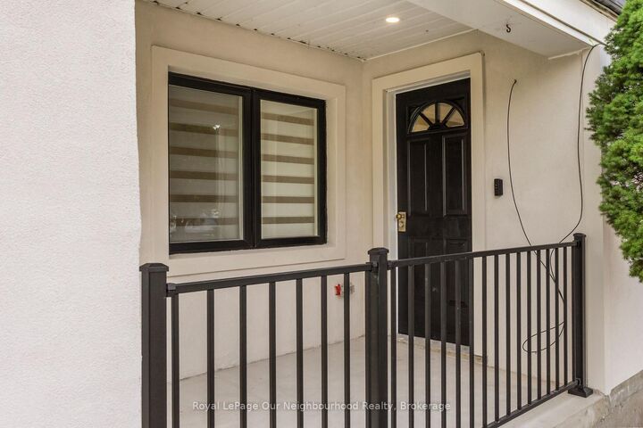 Property Photo: 513 Parkhill Road W A ON K9H 3J4