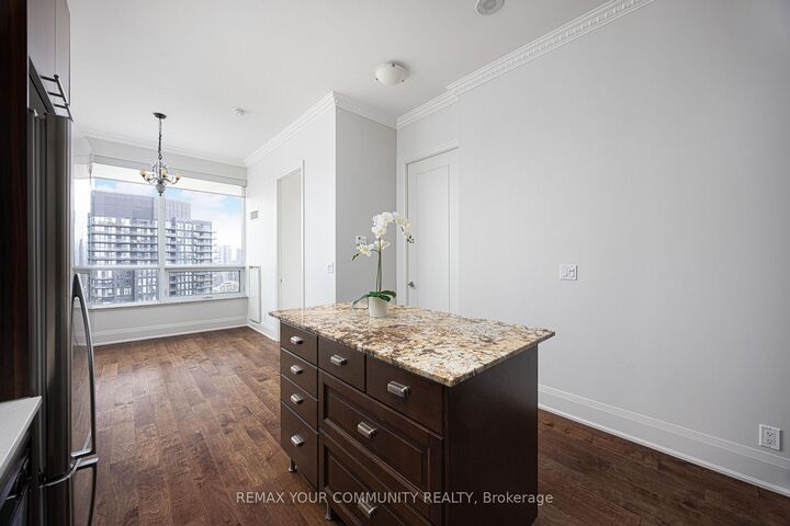 Property Photo:  500 Sherbourne Street 3103  ON M4X 1L1 