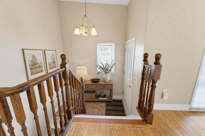 Property Photo: 34 Fielding Crescent ON L8V 2P5