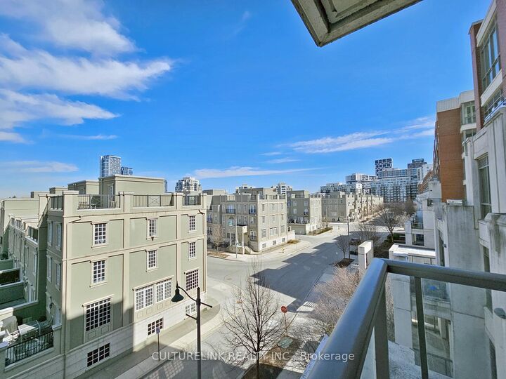 Property Photo:  1 Upper Duke Crescent 401  ON L6G 0B6 