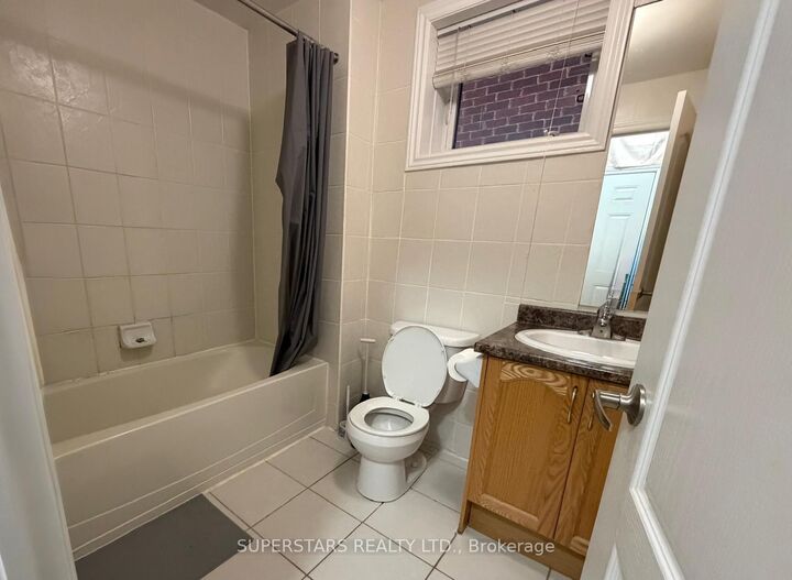 Property Photo:  11 Zeng Cheng Drive Basement  ON L6C 0T6 