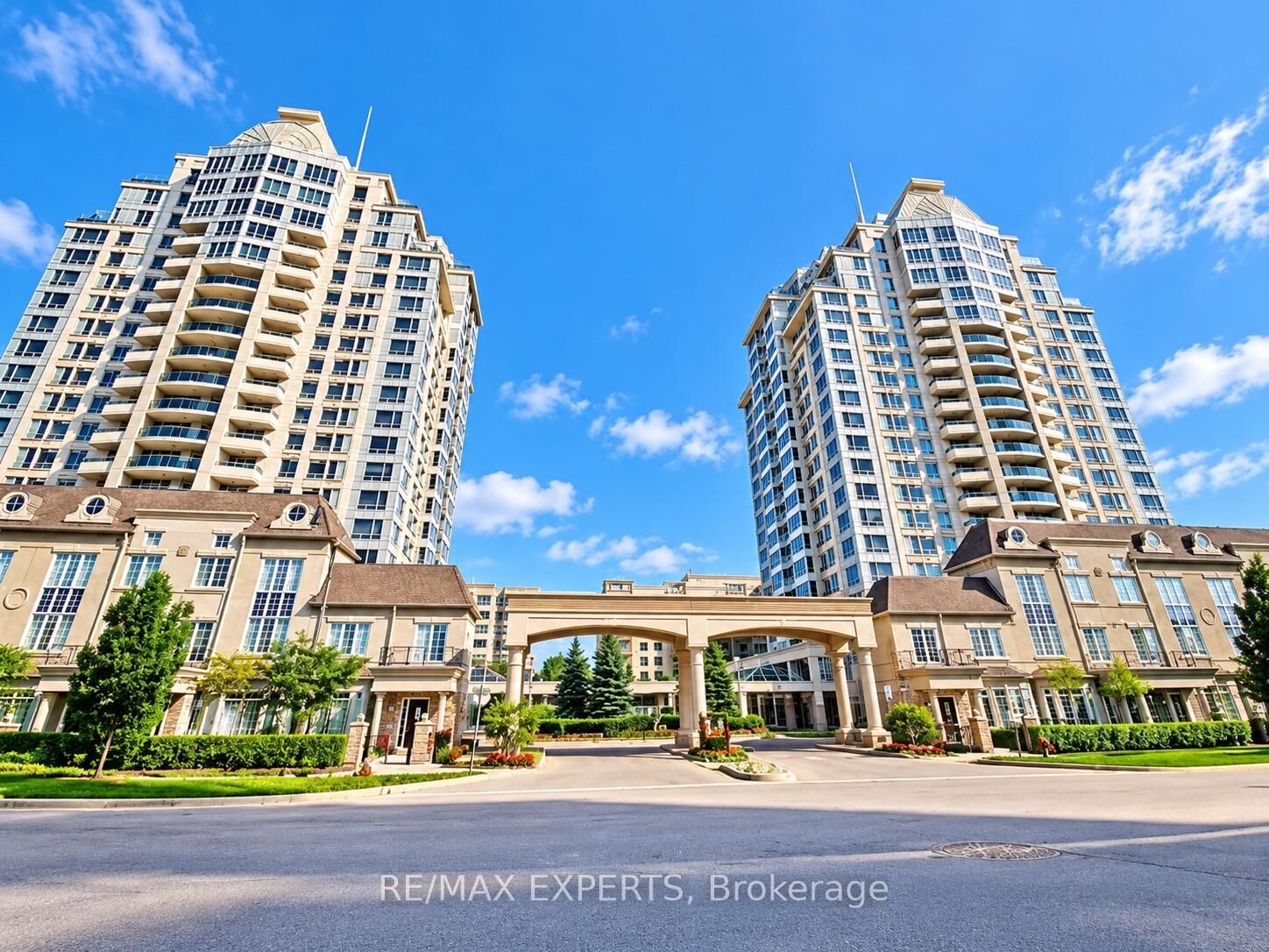 Property Photo:  8 Rean Drive 1603  ON M2K 3B9 