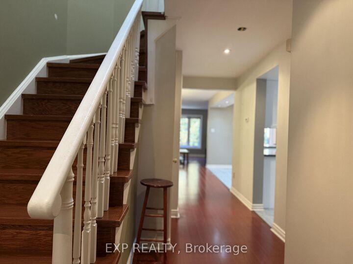 Property Photo:  62 Wetherby Circle  ON L3T 7R6 