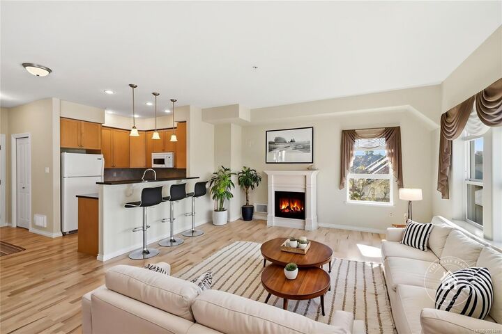 Property Photo: 399 Wembley Rd #211 BC V9P 0A6