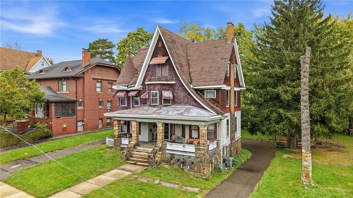 Property Photo:  311 E Leasure Ave  PA 16101 