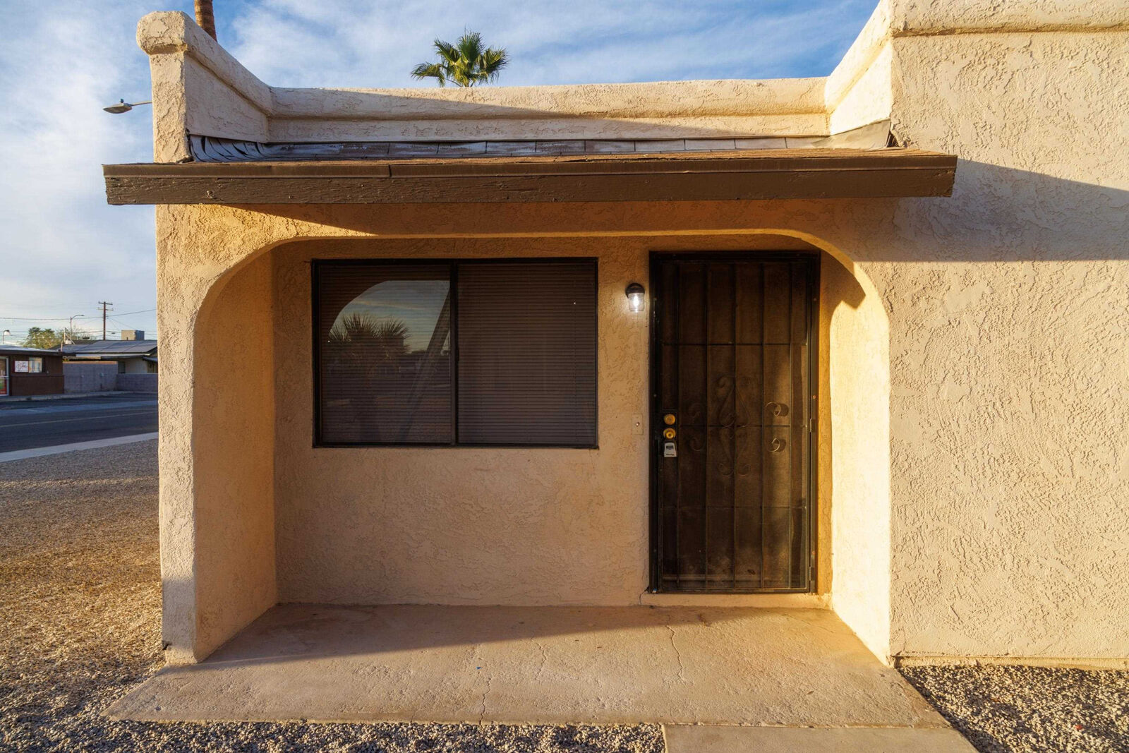 Property Photo:  1945 S 1 Avenue  AZ 85364 