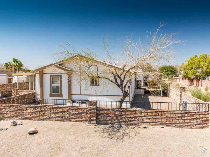 Property Photo:  13536 E 52 Street  AZ 85367 