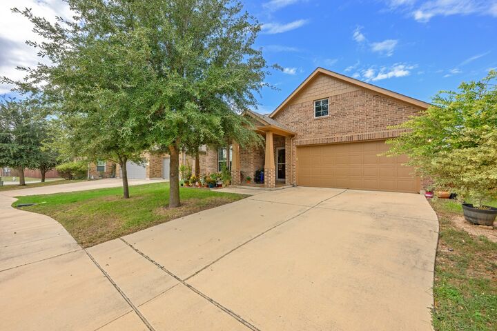Property Photo: 507 Field Corn Lane TX 78666