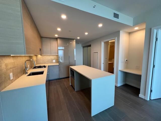 Property Photo:  2186 Gilmore Avenue 4408  BC V5C 0N7 