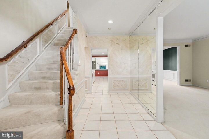 Property Photo:  6 Devonshire Square  PA 17050 