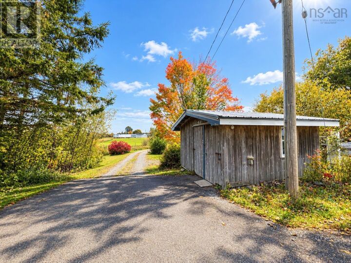 Property Photo: 13030 Highway 2 NS B6L 5C6