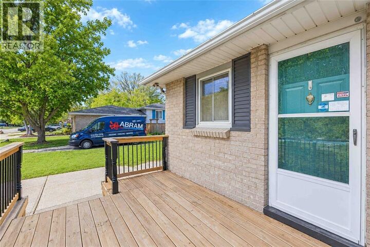 Property Photo:  1150 Overlea Crescent  ON N7S 4E7 