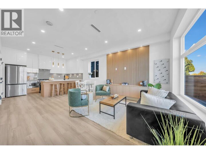Property Photo:  4587 Knight Street 2  BC V5N 3M8 