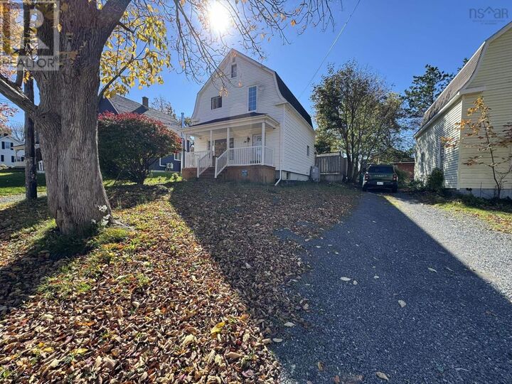 Property Photo:  34 Duke Street  NS B0K 1X0 