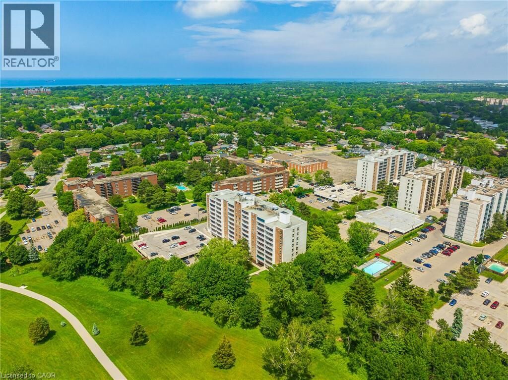 Property Photo:  365 Geneva Street 1002  ON L2N 5S7 