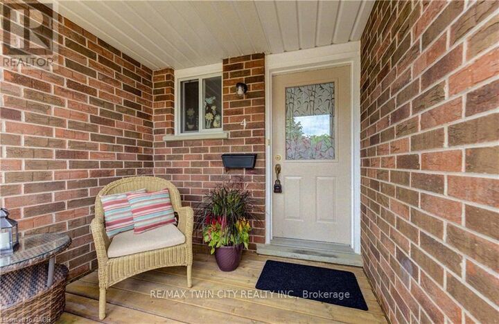 Property Photo:  360 Cornridge Place 4  ON N2T 2N9 
