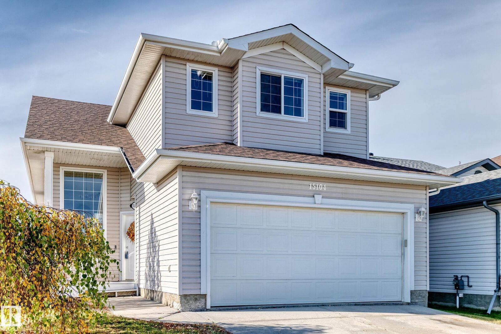 Property Photo:  15104 45 Street NW  AB T5Y 3B1 