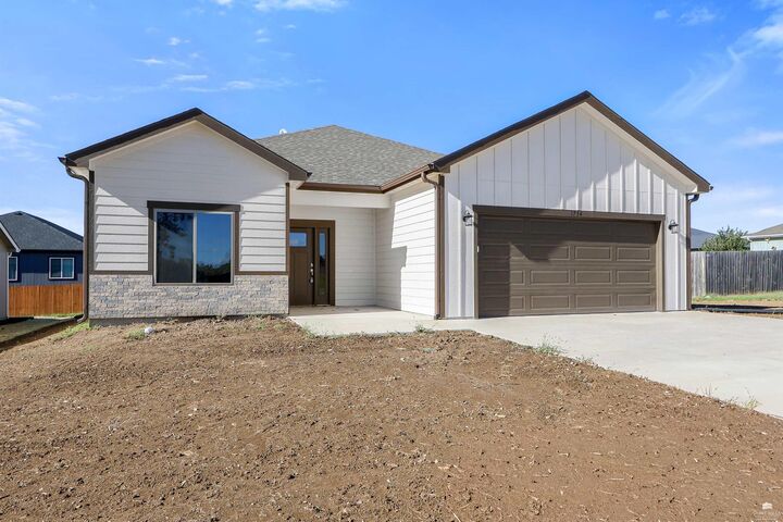 Property Photo: 1734 Sutter Woods Road KS 66441