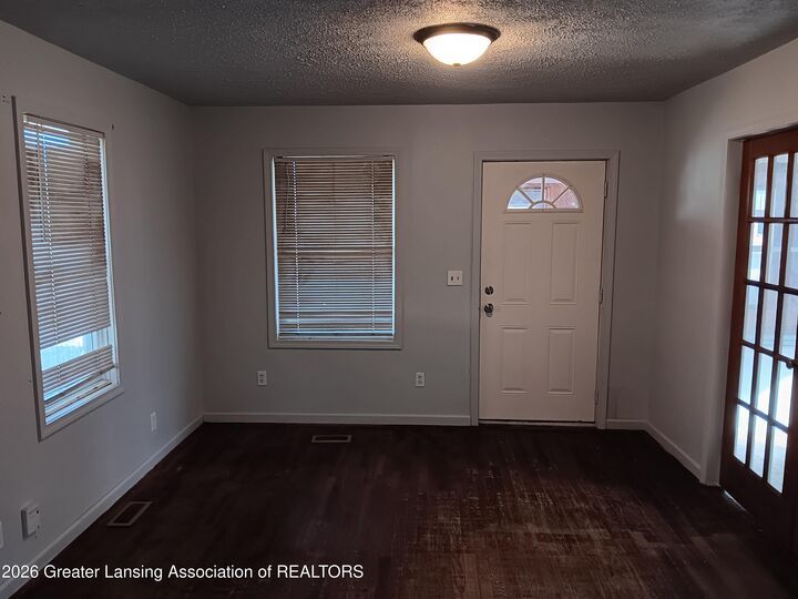 Property Photo: 2809 N Martin Luther King Jr Boulevard MI 48906