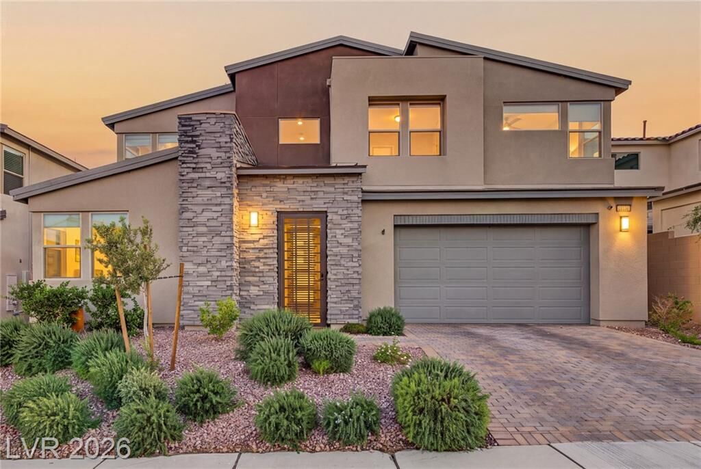 Property Photo: 10261 Midnight Meteor Avenue NV 89166
