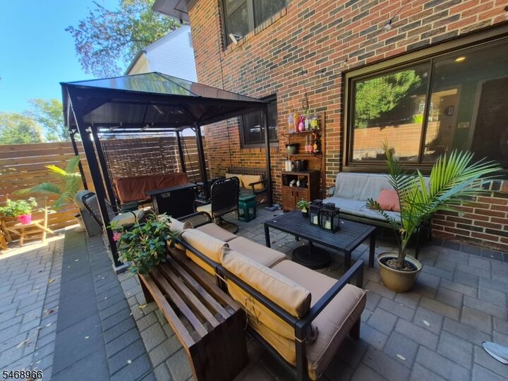 Property Photo:  107 Hansbury Ave  NJ 07112 