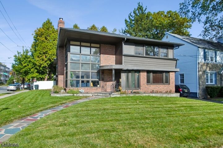 Property Photo: 107 Hansbury Ave NJ 07112