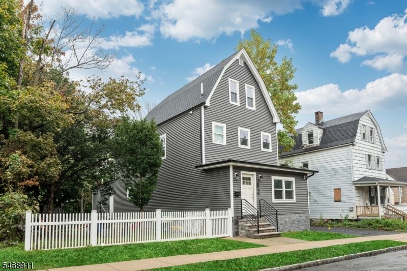 Property Photo:  82 Watchung Ave  NJ 07052 